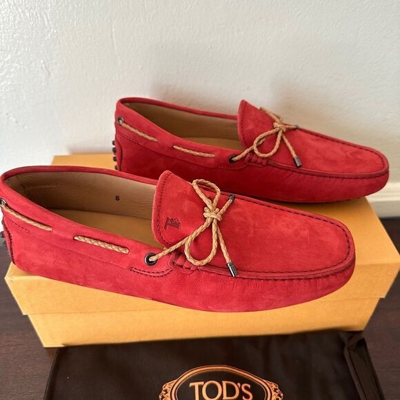 TOD'S Men's Laccetto  Red slip-on suede driving Loafers size US6, EU 38 1/5 - Picture 2 of 15